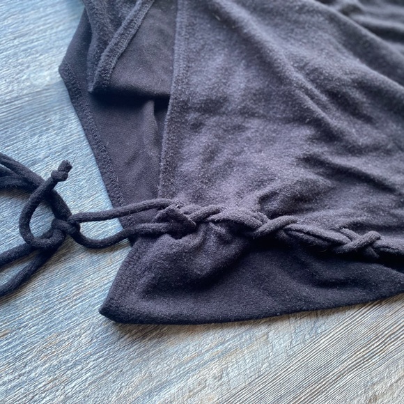 NWT CHASER Black Soft Leopard Floral Embroidered Side Tie Sweatshirt Size Medium - Picture 9 of 13